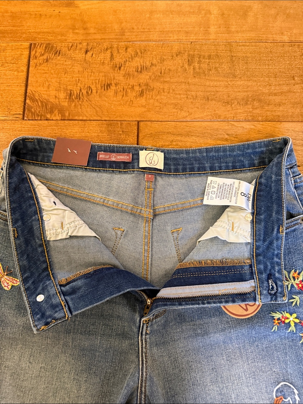 DRIFTWOOD (dw) Brielle Bermuda Embroidered Shorts - Picture 5 of 12